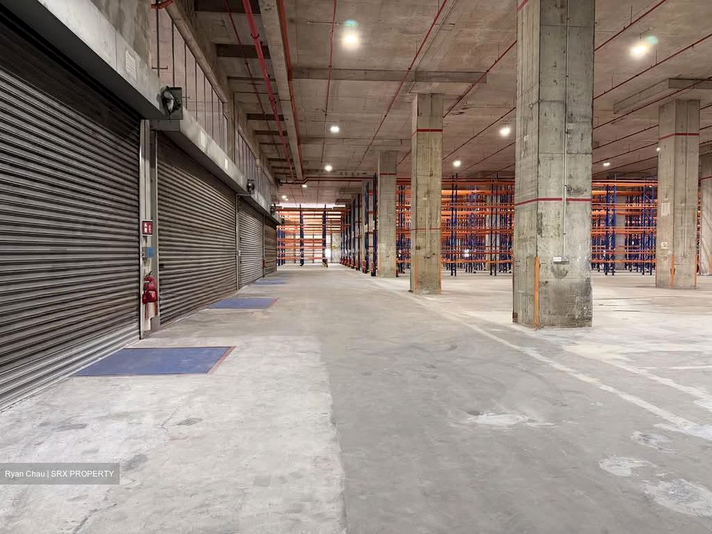 Jurong Logistics Hub (D22), Warehouse #568695541